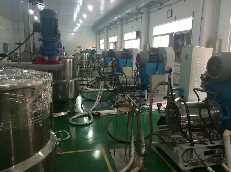 油漆分散機設(shè)備生產(chǎn)線